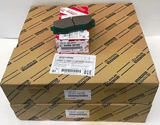 LEXUS OEM FACTORY REAR BRAKE PADS AND ROTORS SET 2013-2019 LX570