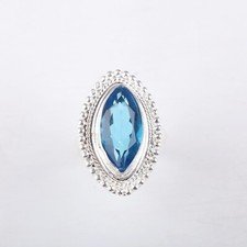 Natural Swiss Blue Topaz Gemstone Ring Party wear Ring 925 Sterling Silver Ring.