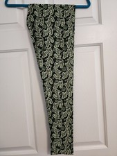 LuLaRoe TC Leggings St. Patricks Day Dark Green Lucky Shamrocks NEW Without Tags