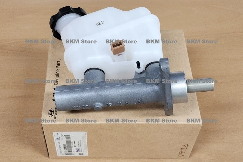 Conjunto de cilindro maestro de freno genuino 585103M000 para Genesis 09-14, Equus 11-16 Foto 3 de 4