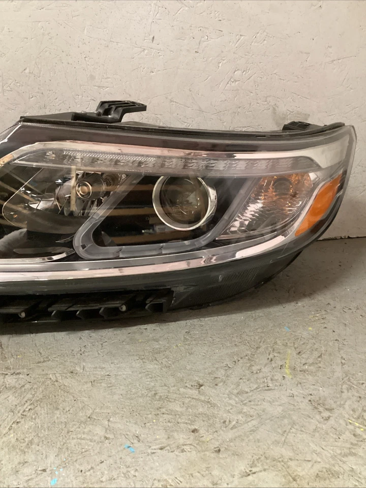 Faro delantero izquierdo izquierdo del conductor Aftermarket Tyc 2014-2015 Kia Sorento Foto 3 de 4