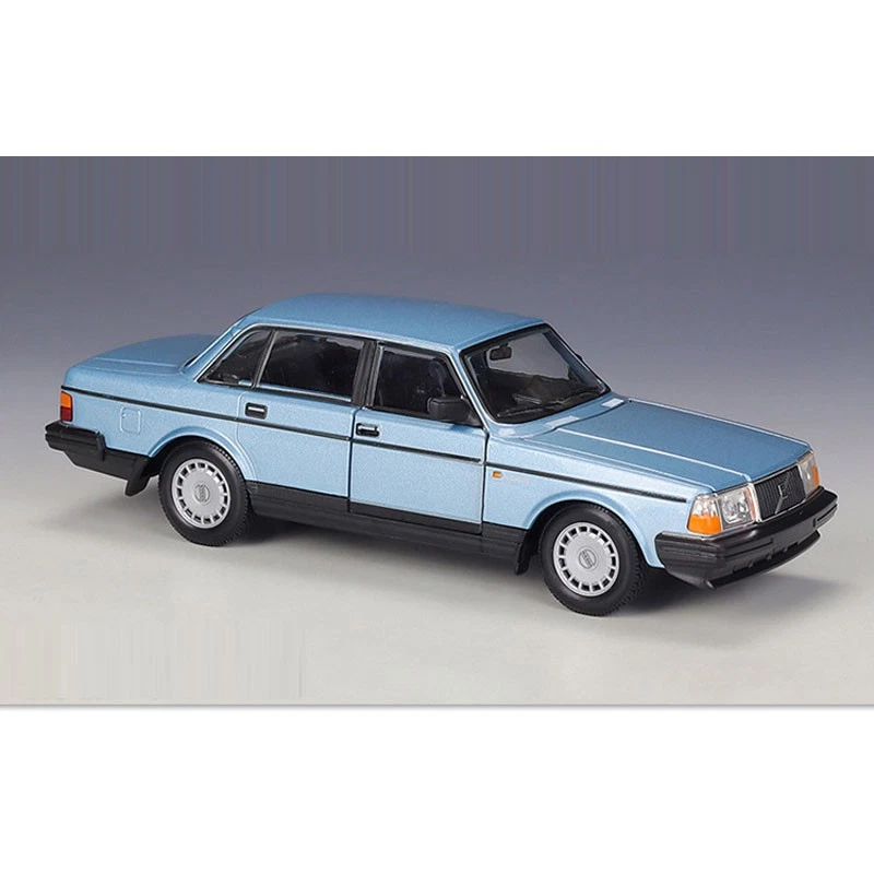 1:24 Scale Volvo 240 GL Model Car Metal Diecast Vehicles Collection for Adults - Image 4 of 4