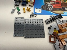 Lego City Police Dog Unit 60048 Complete W/Mini-figures & Instruction Books