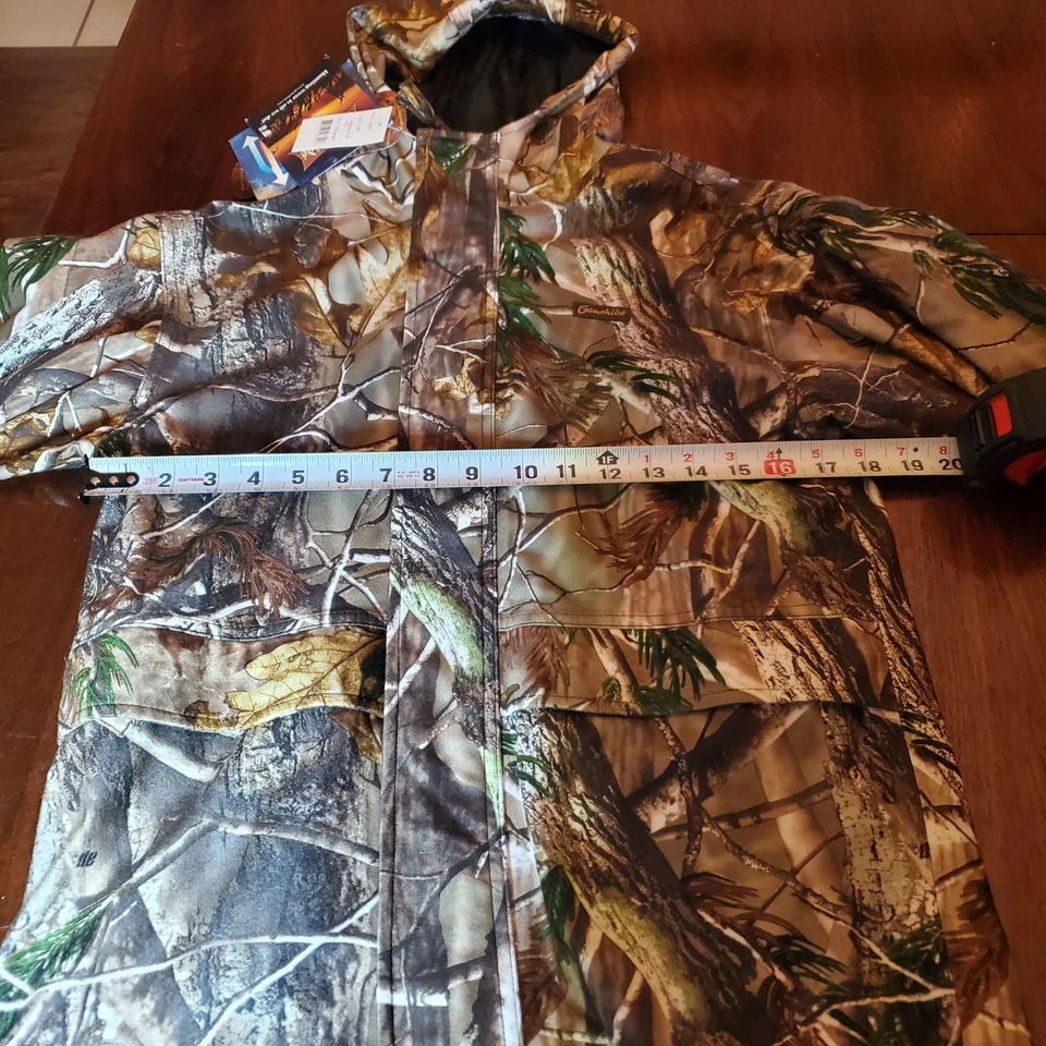 Realtree Camouflage Hooded Youth Jacket XL - Image 3 of 4