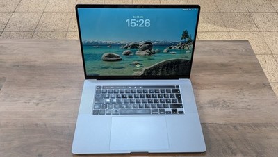 Apple MacBook Pro 16'' 2019 Intel Core i9 2,4 GHz 64 GB RAM 512 GB SSD