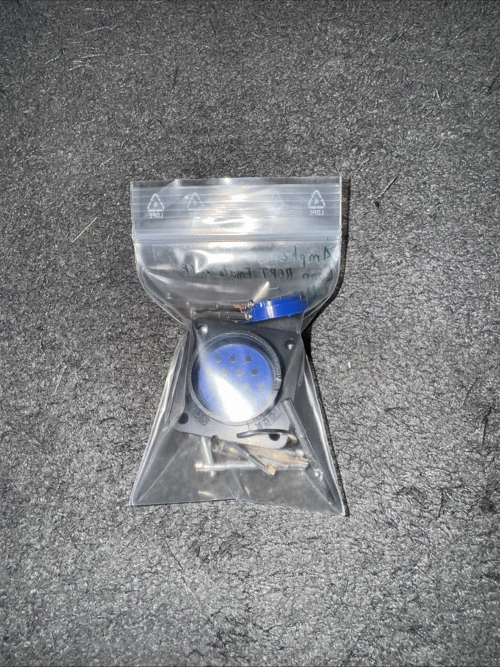 Amphenol CONN RCPT FMALE 14P SOLDER CUP - Bild 2 von 3