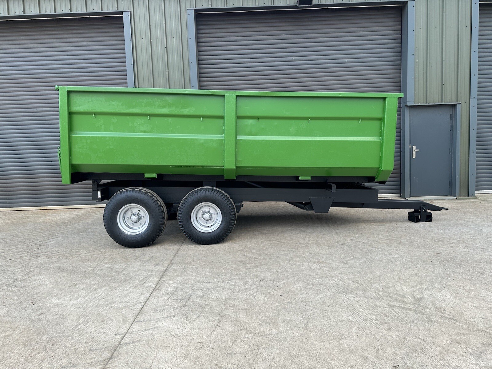 8 Ton Muck Trailer,Manure Trailer Front Loading Ramp Tractor Tipping