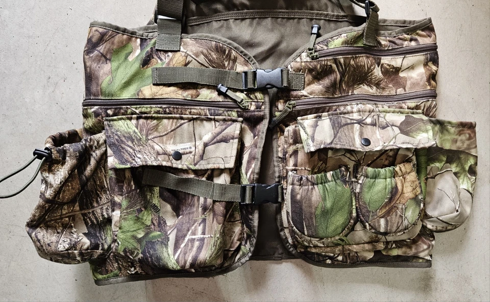 Hunters Specialties Strut L/XL Turkey Vest, Realtree - Image 3 of 4