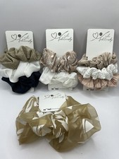 Lot of 4 - Ali Fedotowsky Scunci's Scrunchies Total of 9 Scrunchies