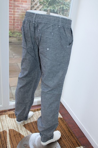 Neu mit Etikett Damen Nike Large Trainingshose Jogginghose grau normal Bündchen 34 W34 L34 - Bild 14 von 17