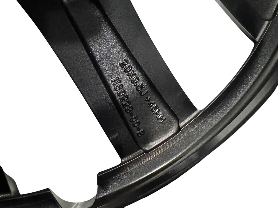 Llanta negra de inducción Tesla modelo Y 2020-2024 20" OEM 118822300B Foto 4 de 4