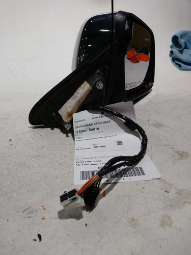 Used Right Door Mirror fits: 2014 Jeep Grand cherokee Power heated chrome w/turn