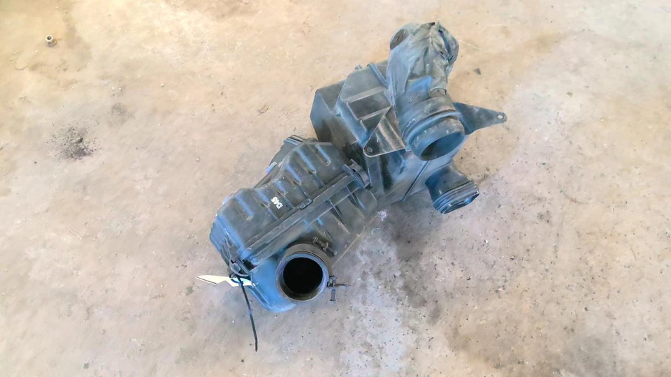 Conjunto de filtro de aire usado se adapta a: Kia Spectra 2009 2,0 L grado de emisiones de California Foto 2 de 4