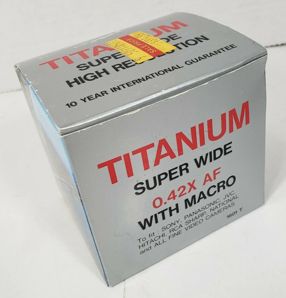 VTG Titanium Super Wide 0.42X AF Macro Lens Fits: All Fine SLR & Video Cameras - Image 3 of 4
