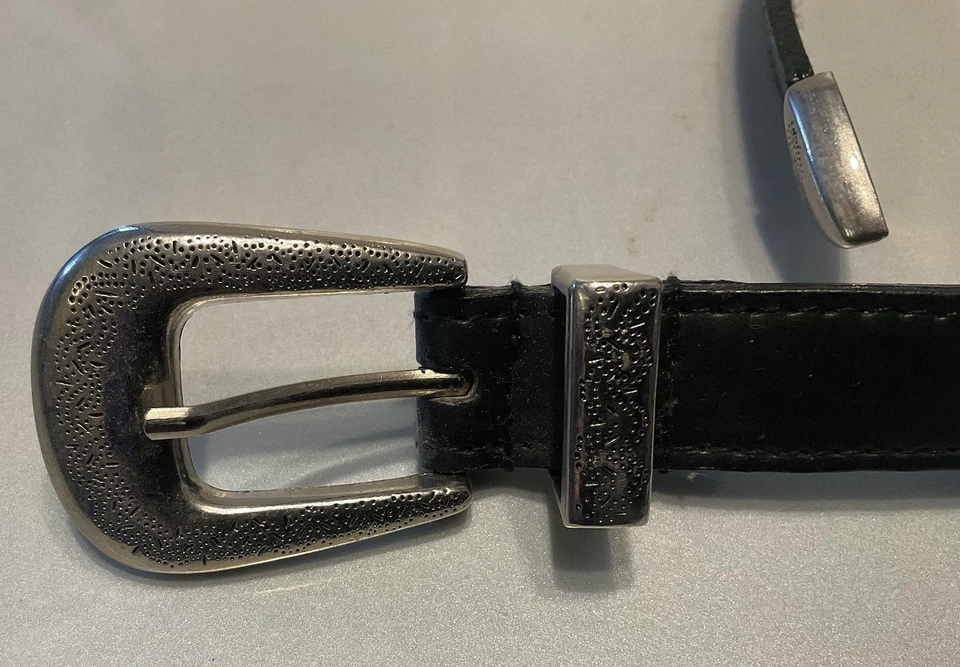 Z 70s–80s Captiva Collections Black Leather Western Belt Silver Studs Sz S - Image 3 of 4