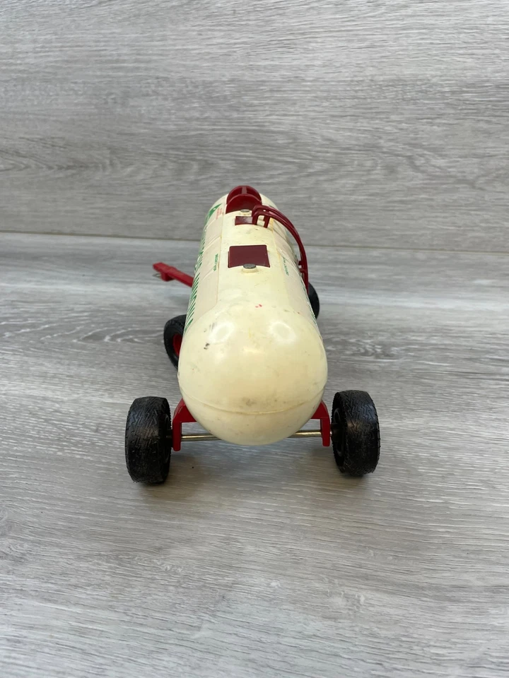Vintage Ertl Anhydrous Ammonia Tank Diecast Trailer Farm 326-8311 1:16 Scale Toy - Image 4 of 4