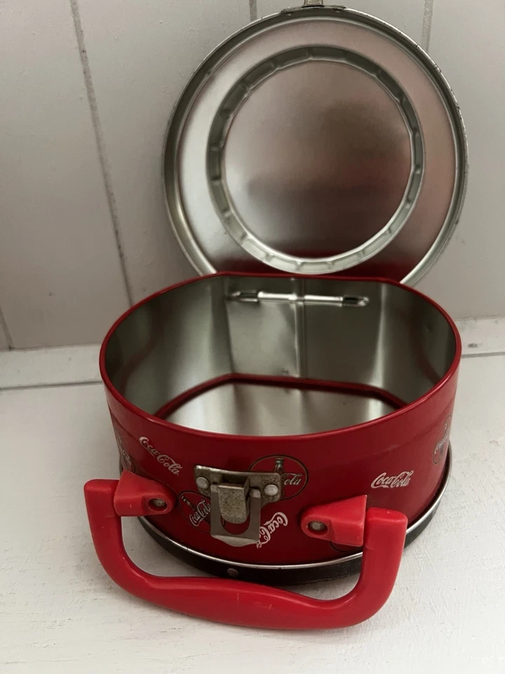 Coca Cola Vintage Small Tin Lunch Box - Image 3 of 3