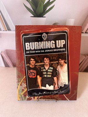 On Tour With The Jonas Brothers 2008 Hardcover 144 Pages Tons Of Vintage Photos