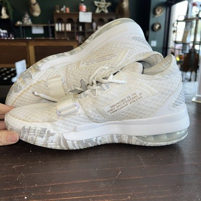 Size 10.5 Rare Nike Air Force Max 180 TB Pro Low White Size 10.5 Rare Nike Air Force Max 180 TB Pro Low White | eBay main image 2