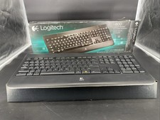 Logitech K800 Illuminated Wireless Keyboard Y...