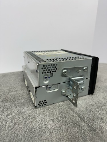 2007-2009 Nissan Versa AM/FM Radio OEM with Disc/CD Player WORKING - 第 2/5 張圖片