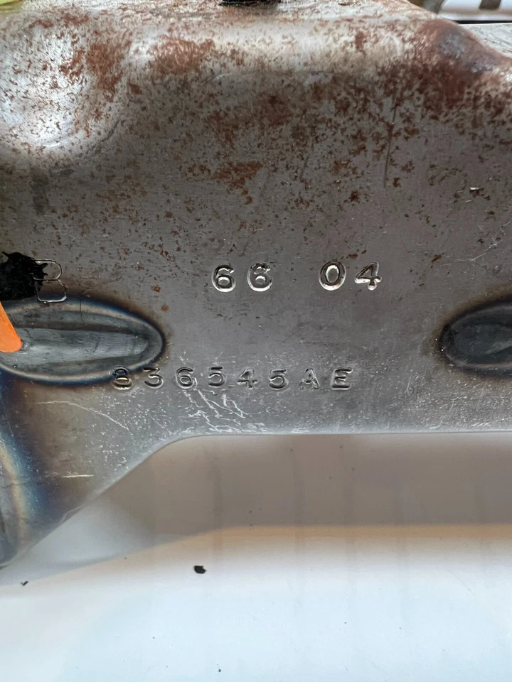 Dodge Ram 1500-3500 2002-2009 pasajero LH base marco asiento inferior fabricante de equipos originales Foto 2 de 4