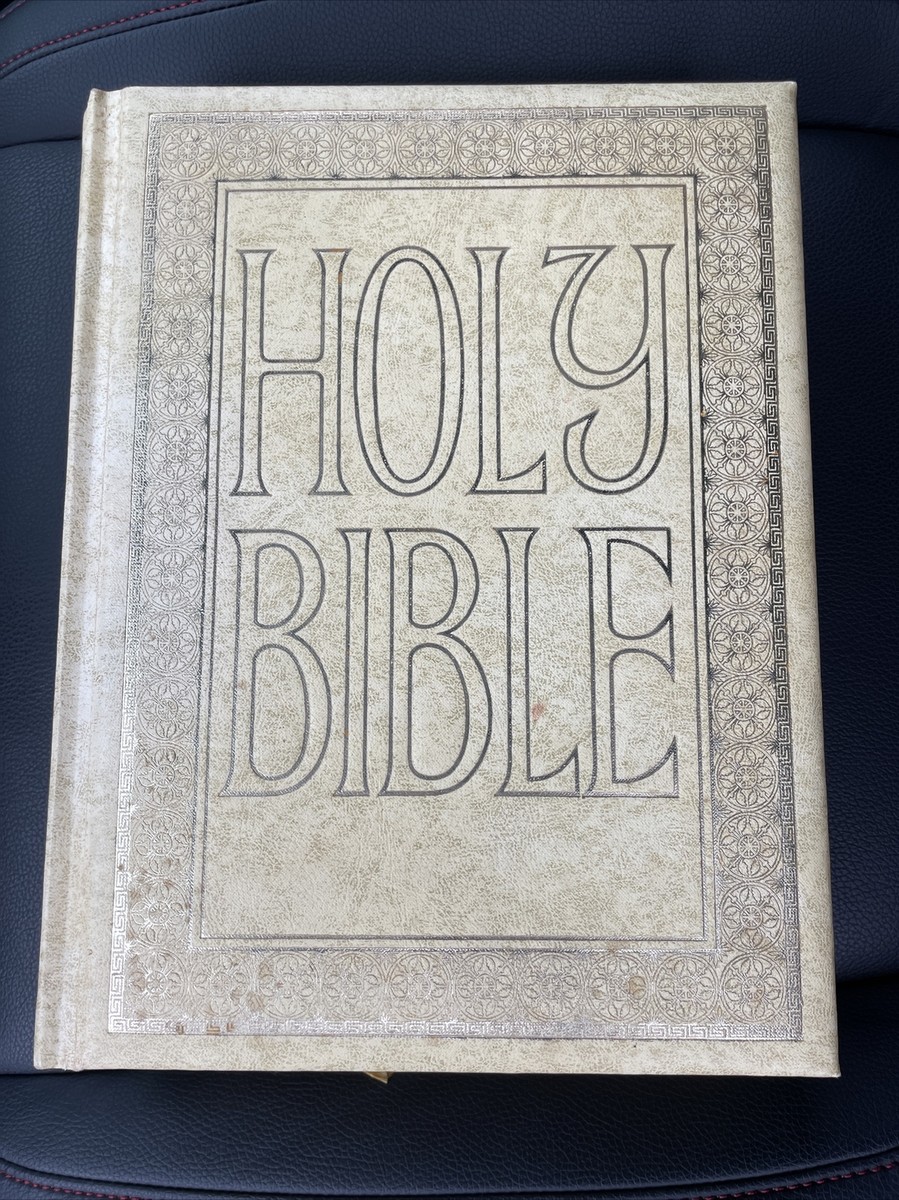Holy Bible by Royal Publishing 