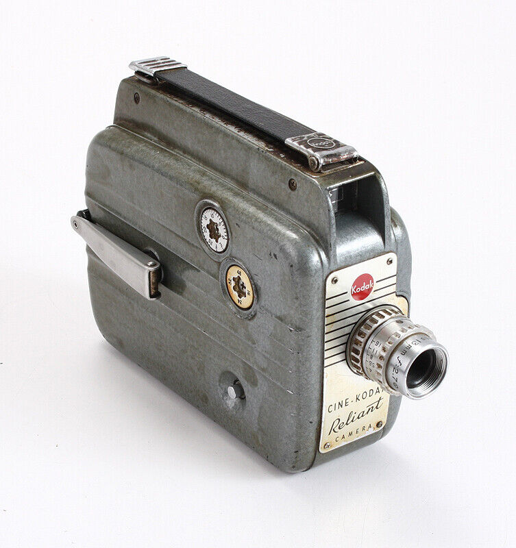8MM CINE KODAK RELIANT, 13/2.7 CINE EKTANON, GRIME AND 8MM CINE KODAK RELIANT, 13/2.7 CINE EKTANON, GRIME AND