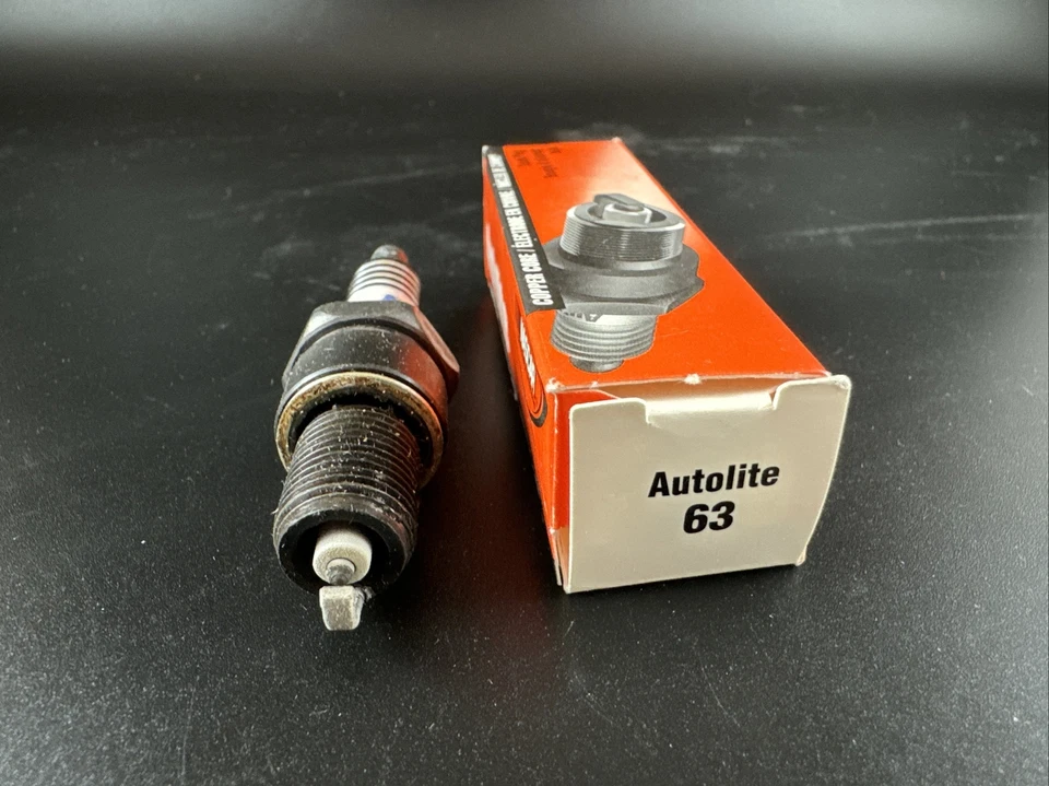Bujía Autolite núcleo de cobre 63 Foto 2 de 3