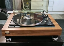 VINTAGE ONKYO 1970,s TURNTABLE/JAPAN/RESTORED/ORTOFON CARTRIDGE AND STYLUS