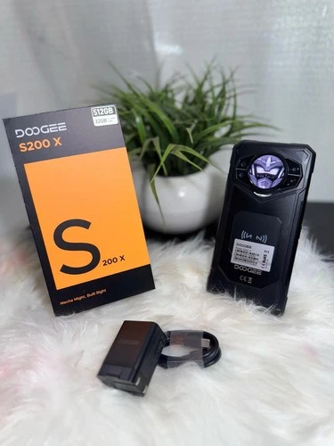 هاتف DOOGEE Rugged Phone S200 X5G بسعة 32 جيجابايت + 512 جيجابايت/TF 2 تيرابايت، يعمل بنظام Android 14، وشاشة AMOLED مقاس 1.32 بوصة