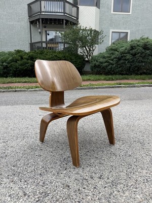 Charles Eames Plywood Lounge Chair