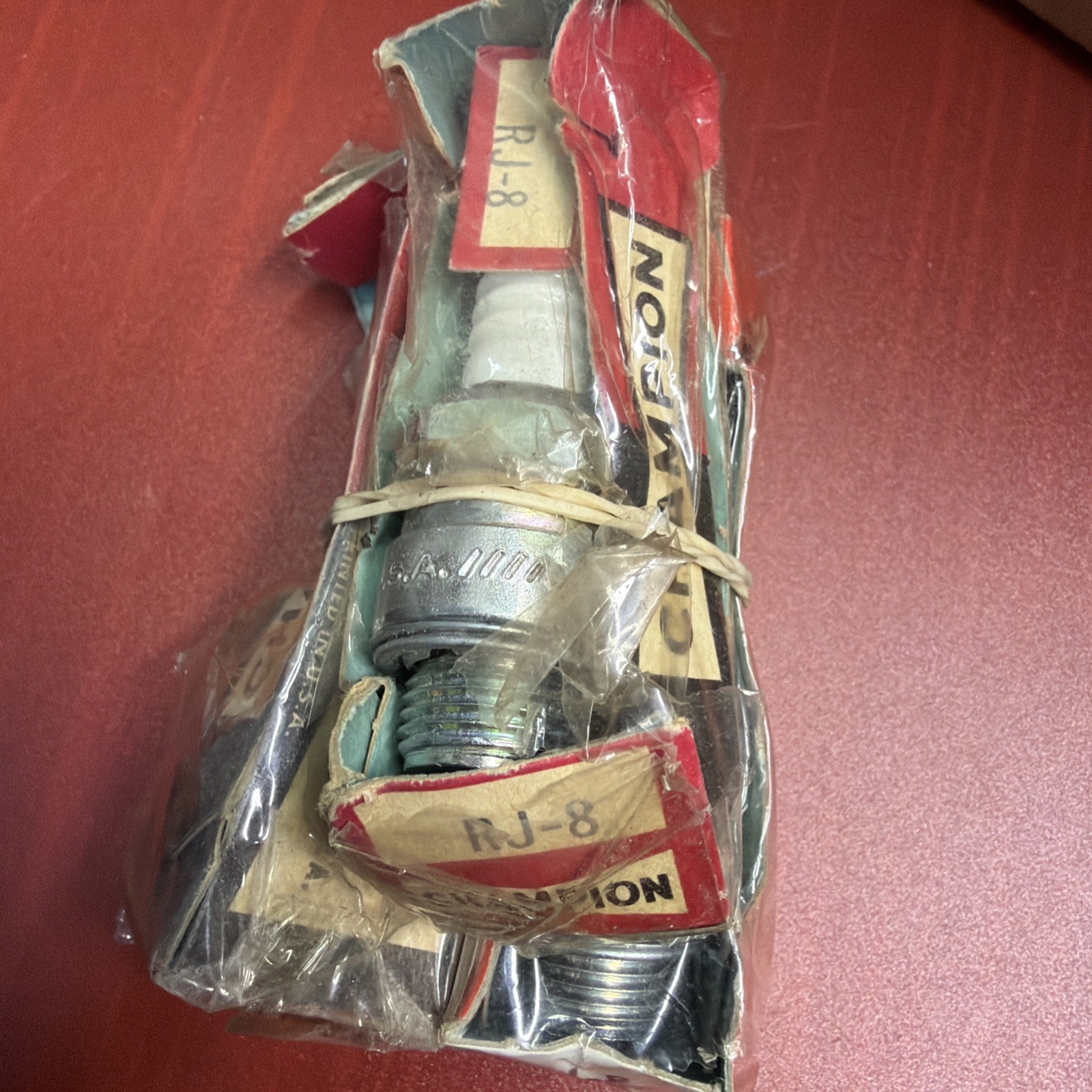 RJ-8 Champion Spark Plug