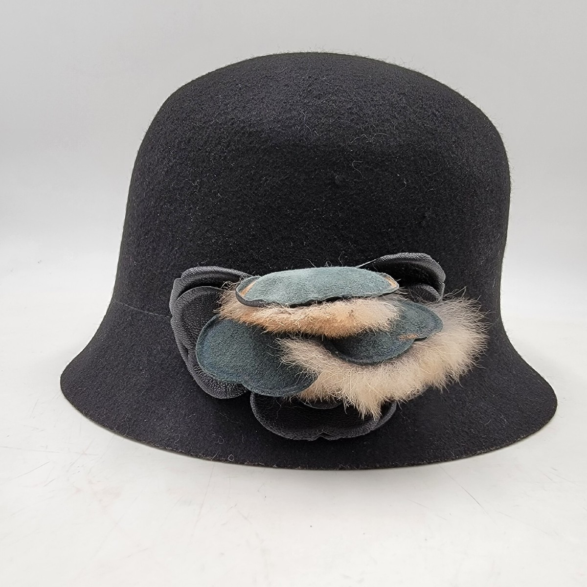 Furla Wool Cloche Hat Furla Green & Navy Wool Bucket Hat Size S main image 4