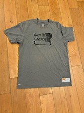 Nike Lacrosse Short Sleeve T-Shirt Men's Size Large Gray Rare