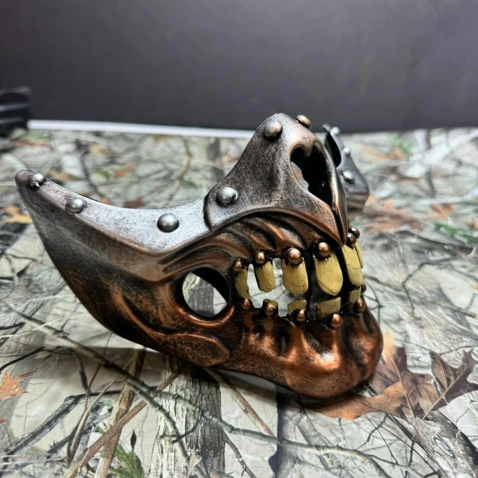 Máscara de mascarada unisex de media cara inferior steampunk calavera dopest bronce y plata Foto 2 de 4
