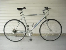 MONGOOSE Hybrid, Cross Terrain 21 Speed Bike