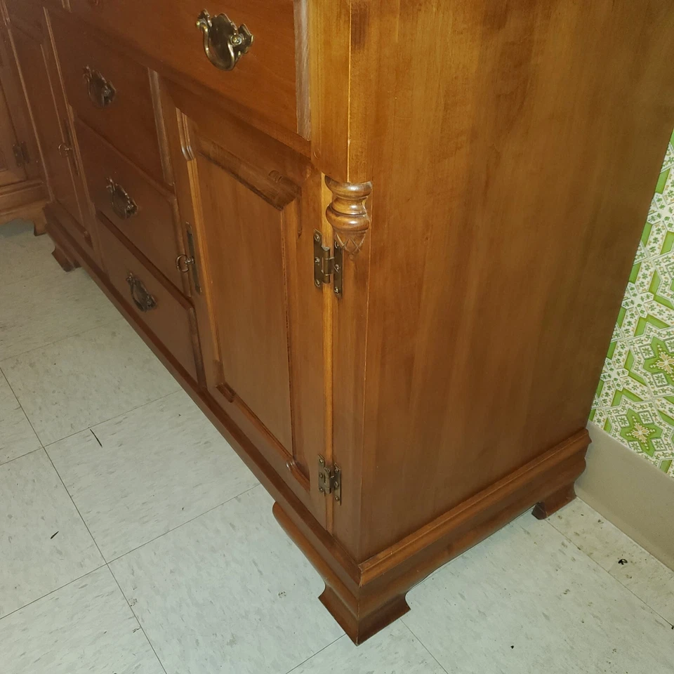 Tell City China Hutch Cabinet Hard Rock Andover Maple 52" VENDA - Imagem 4 de 4