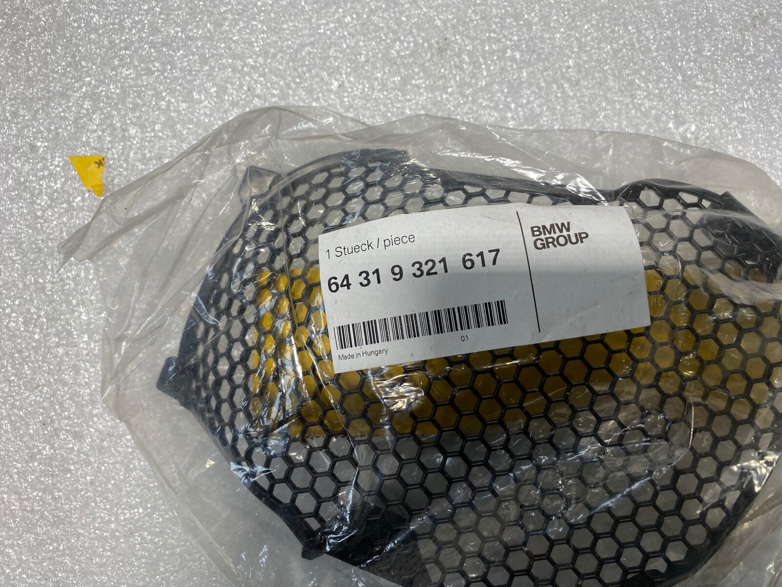 BMW Genuine Course Air-intake Screen Grille RHD 64319321617 for  