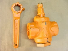 NEW RESUN valve threaded 1 1/2 NPT 400 F D250 MANY AVAILABLE