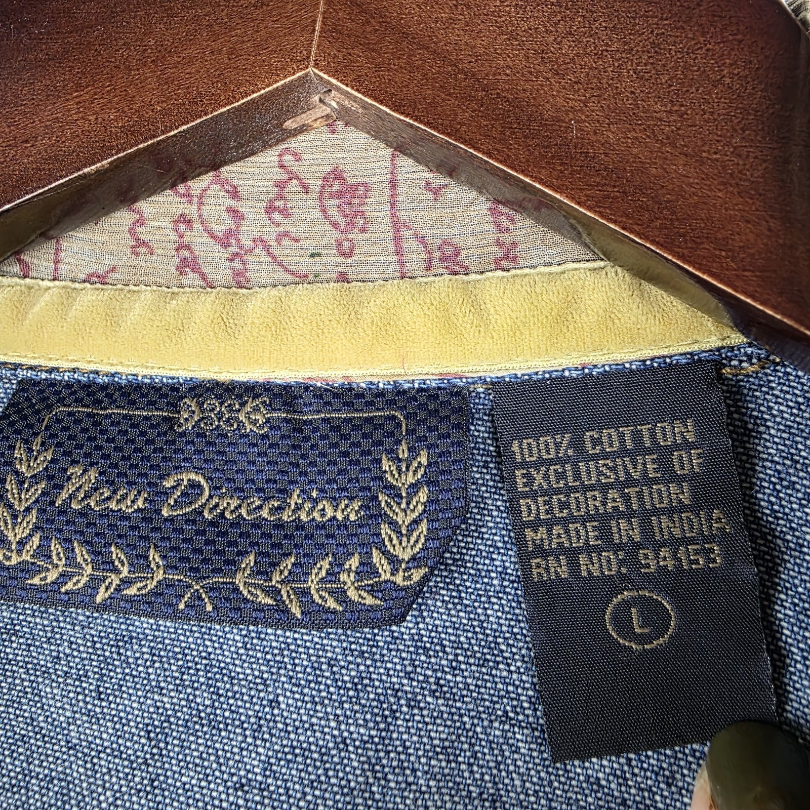 VTG Boho Patchwork Denim Jacket L Embellished Scr… - image 7