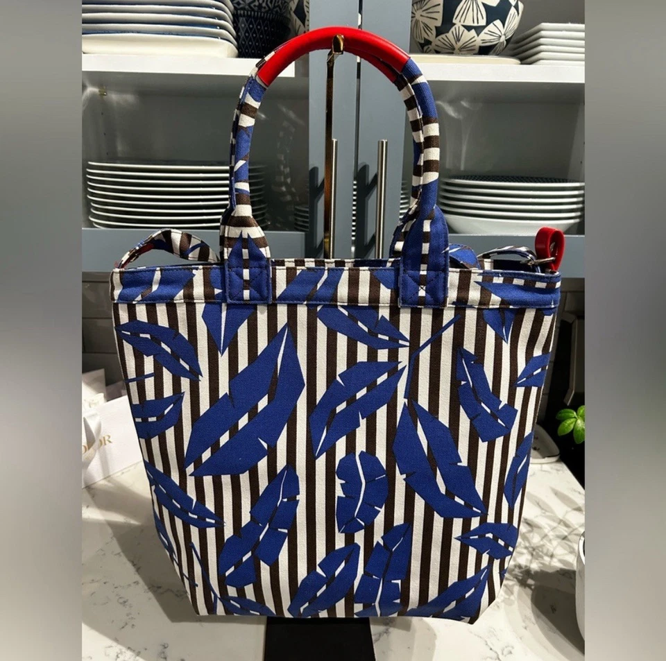 Henri Bendel RARE Magazine Canvas Stripe Leaf Large Tote. NWOT. - Image 3 of 4