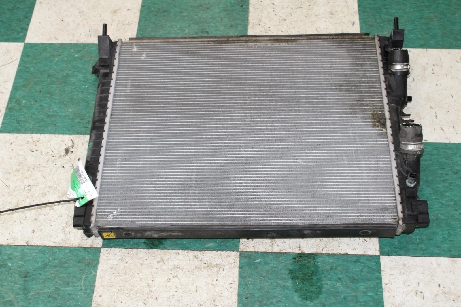 14-17 Ghibli 3.0L Motor Engine Front Coolant Radiator Assembly OEM Factory WTY