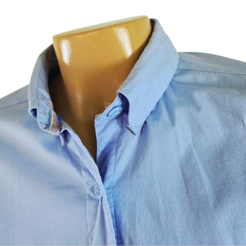 Columbia Omni Tono Abotonado Ventilado Pestaña Enrollable Manga 2 Bolsillos Azul Claro Mediano Foto 2 de 4