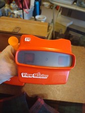 Vintage View Master 3D Viewer Red Classic Toy Slide Viewer Orange Handle 1 slide