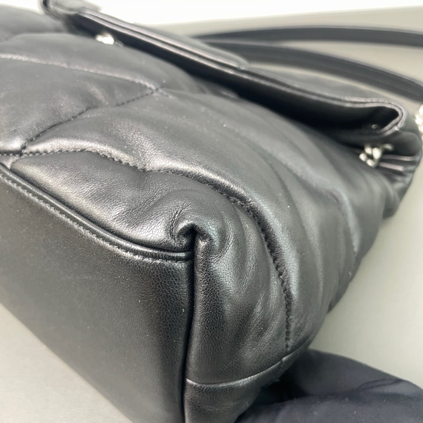 Authentic Pre-owned SAINT LAURENT Black LouLou Puffer Shoulder Bag image 9