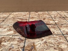 Feu arrière Infiniti Q70