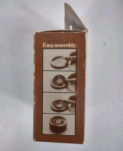 Serendipity Designs Untersetzer für Kreuzstich 4er Set schwarze Rahmen Vintage 1981 - Bild 6 von 7