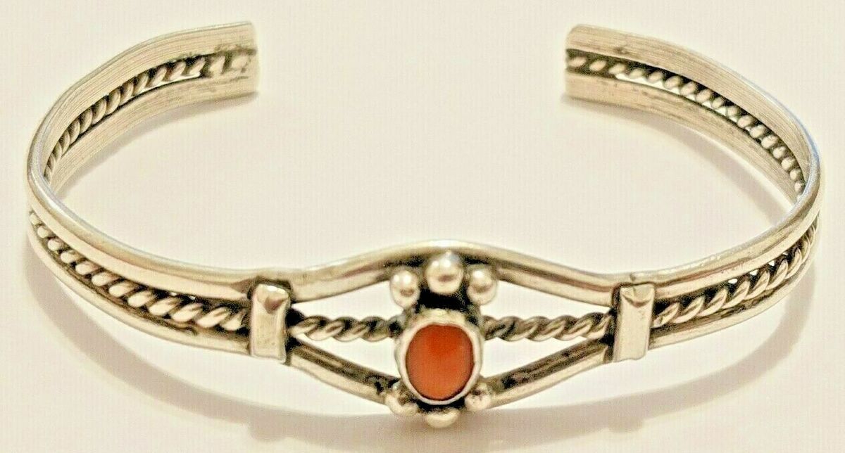 One Of A Kind Vintage Native American Navajo Fossil Coral Sterling Silver Bracelet One Of A Kind Vintage Native American Navajo Fossil Coral Sterling Silver Bracelet