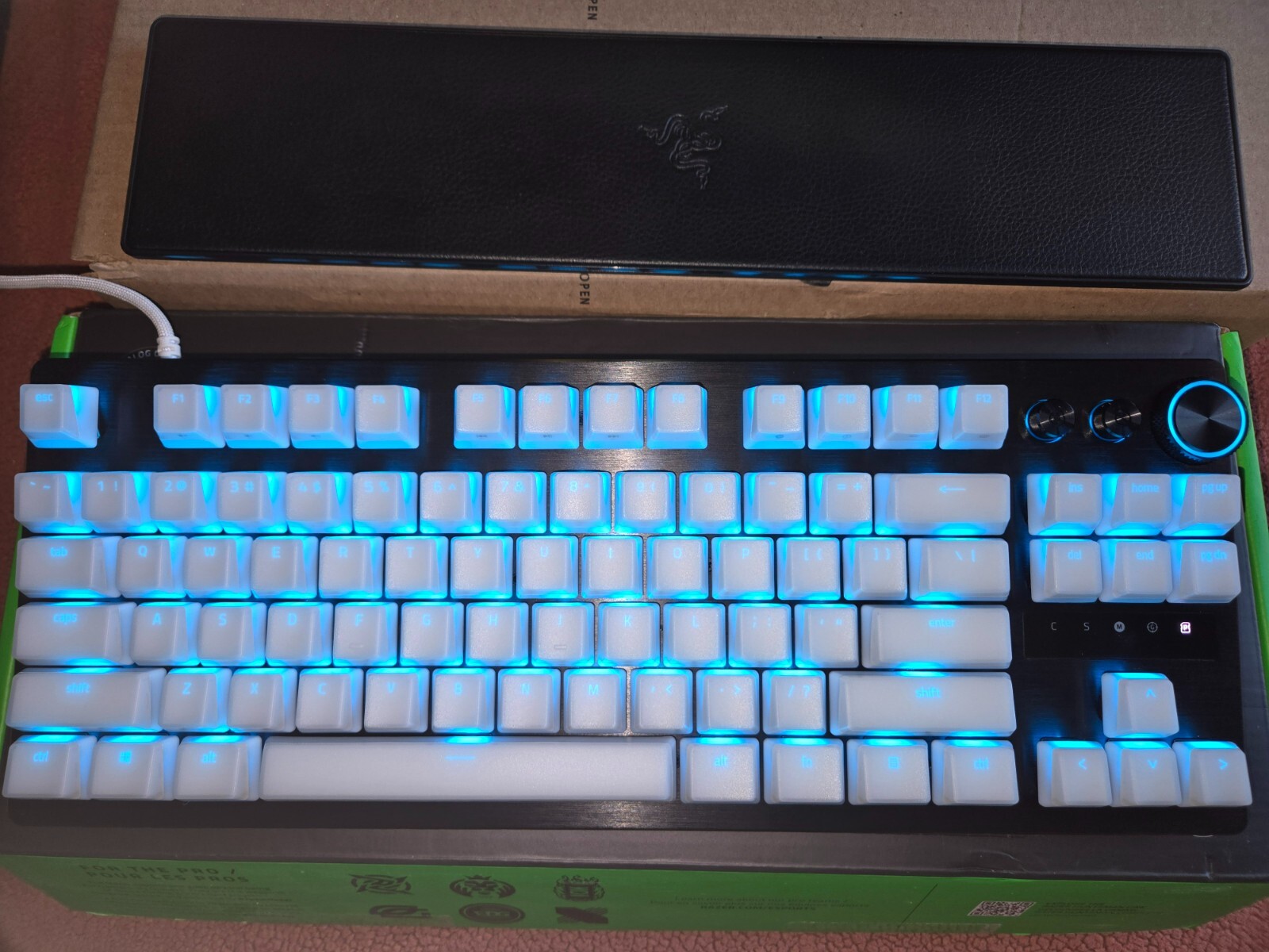 Picture 3 of 5